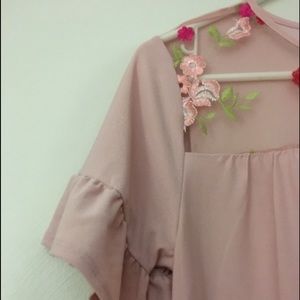 Kristin Nicole Blouse Size Medium